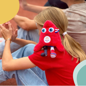 🏟️ Dans les stades, la star c’est bien✨elle✨!
 
Vivez l’ambiance et la magie de @paris2024 avec notre Mascotte en peluche des Jeux Paralympiques ❤️!

Produit Officiel Sous Licence
#Paralympiques2024 #Para #Phryges #Inclusivité #Paris2024 #GipsyToys